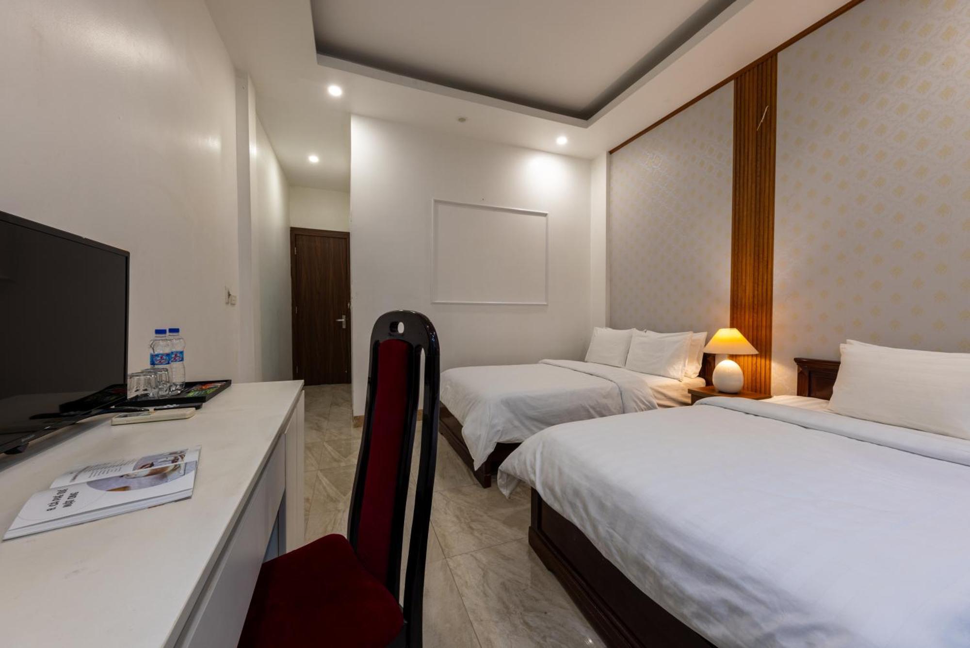Hanoi Capital House & Travel Buitenkant foto