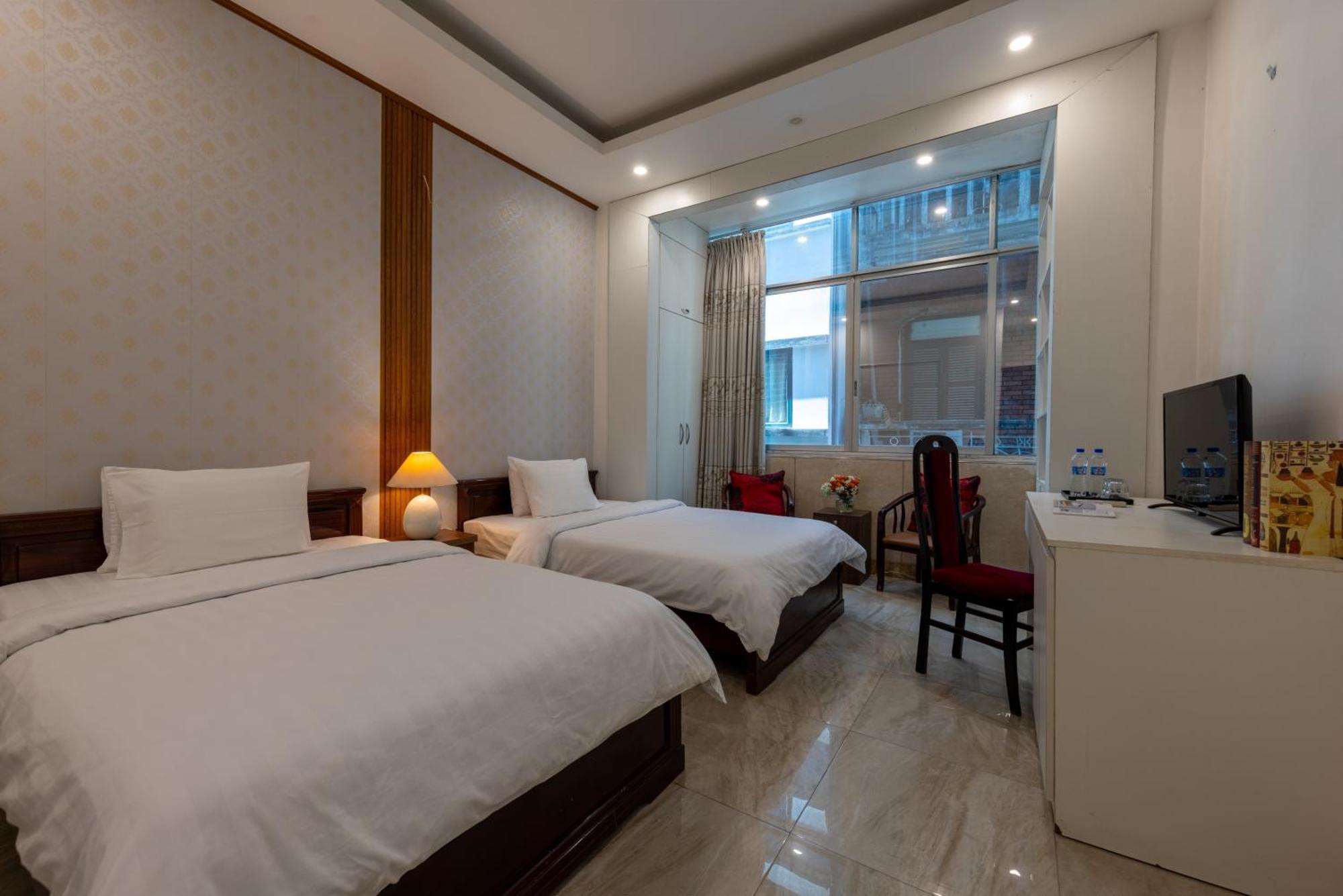 Hanoi Capital House & Travel Buitenkant foto